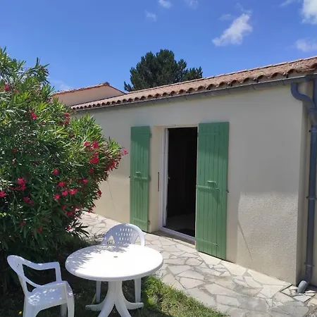 Spacieuse Et Calme Grand-Village-Plage